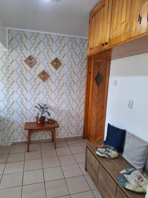 Miha'S Apartament Сулина Экстерьер фото